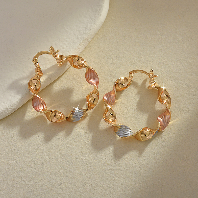 Golden jewelry,Geometric jewelry,Round Design Geometric Golden Copper Earrings
