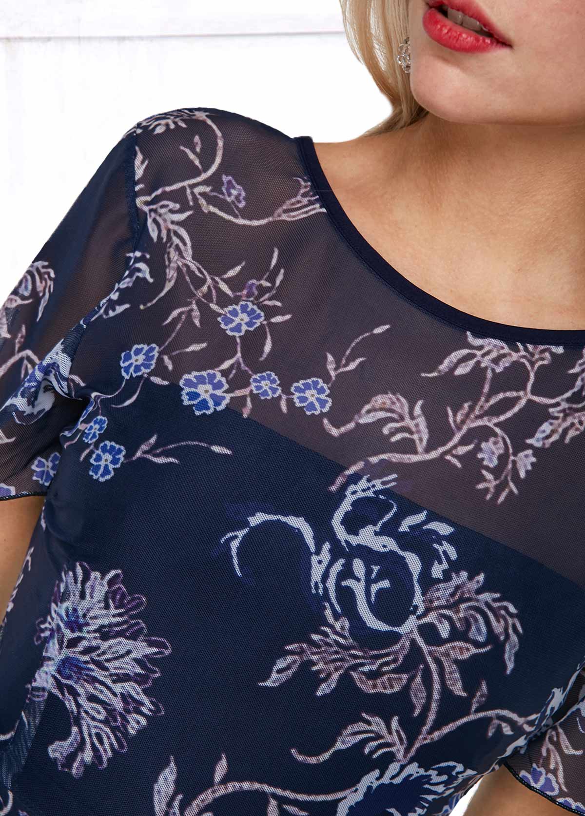 Floral dresses,Everyday dresses,Casual dresses,ROTITA V Back Round Neck Flower Print Dress
