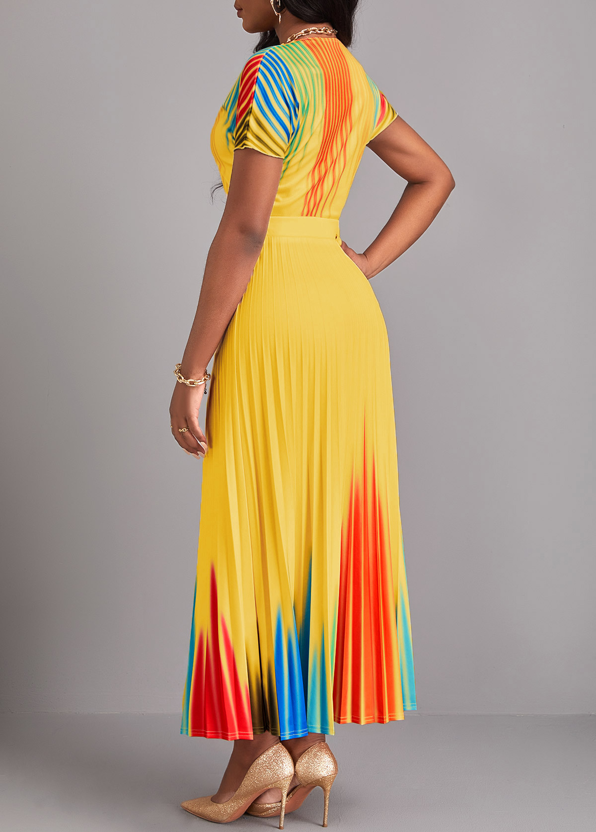 Ginger dresses,Ombre dresses,Party dresses,Elegant dresses,ROTITA Pleated Ombre Beige Round Neck Maxi Dress