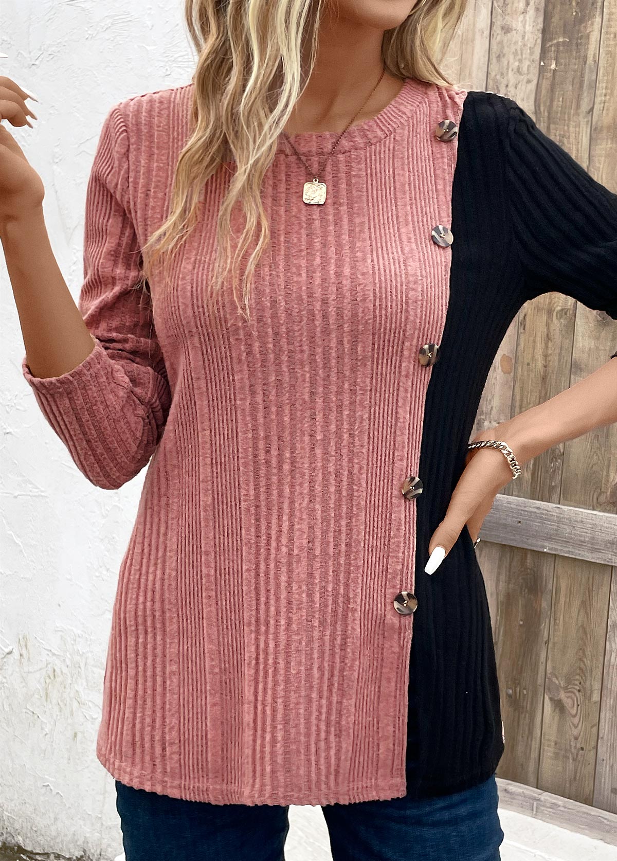 Pink plus size,Black plus size,Contrast Color plus size,ROTITA Plus Size Patchwork Black Round Neck T Shirt