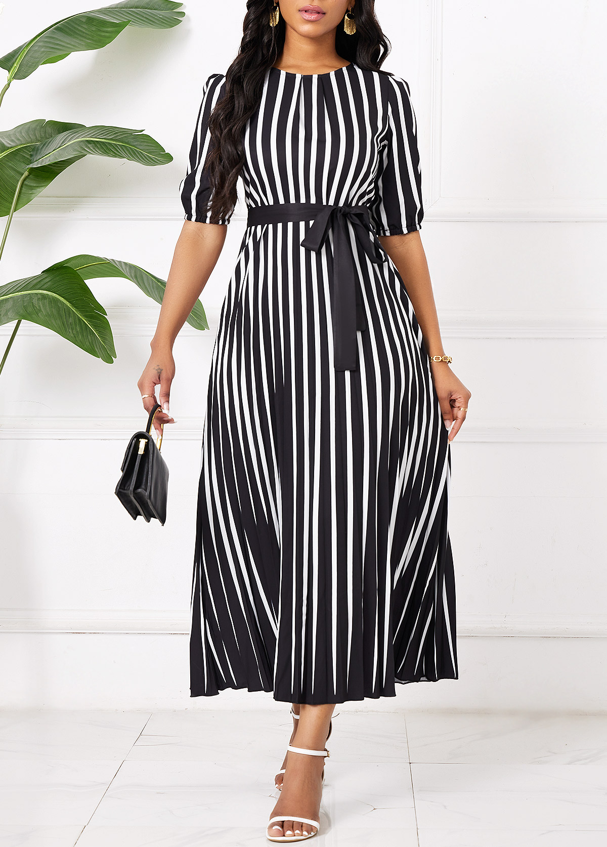 Black dresses,Striped dresses,Geometric dresses,Party dresses,Elegant dresses,Umbrella Hem Striped Black Belted Maxi Round Neck Dress