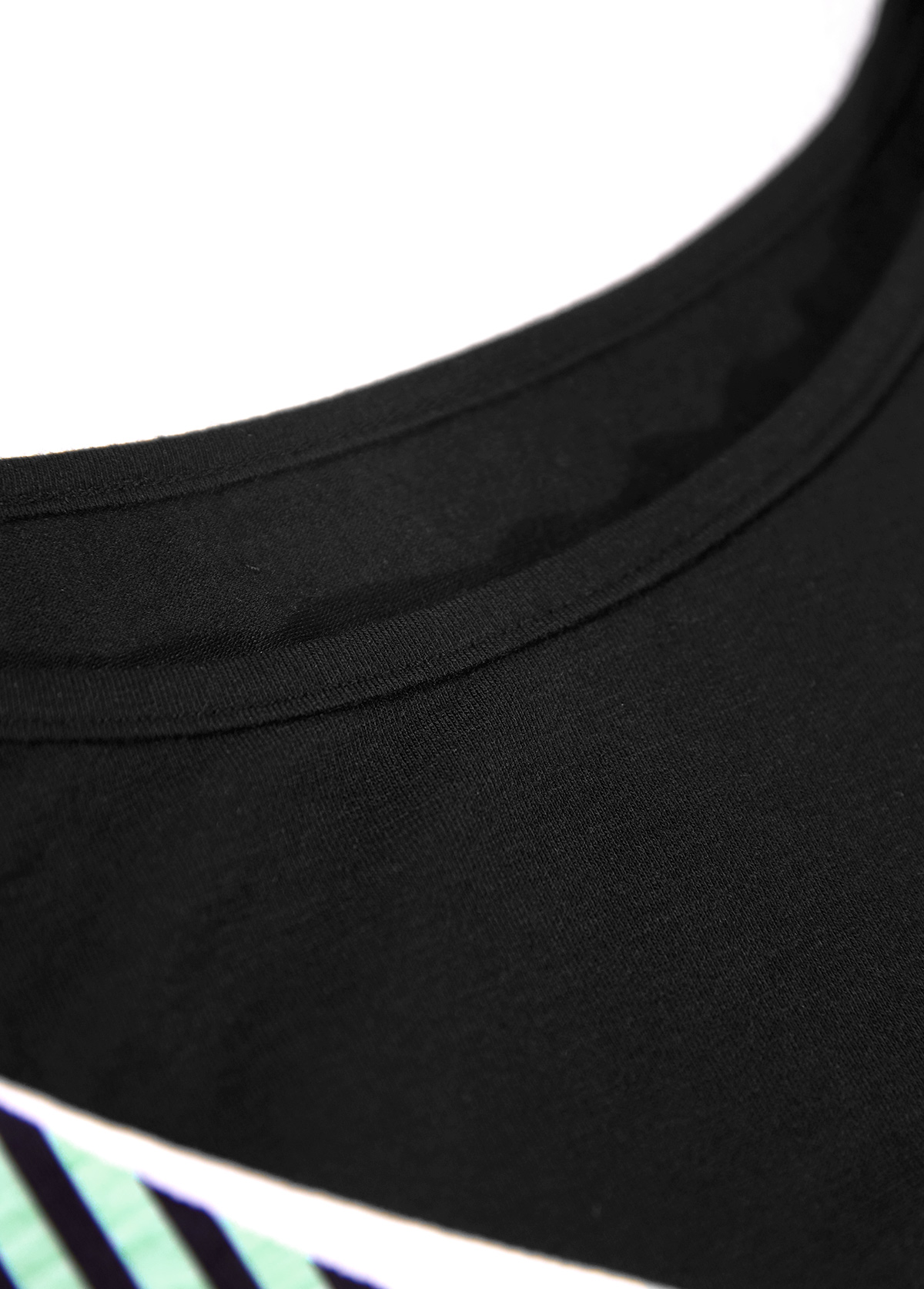 Black tops,Geometric tops,ROTITA Patchwork Geometric Print Black Round Neck T Shirt