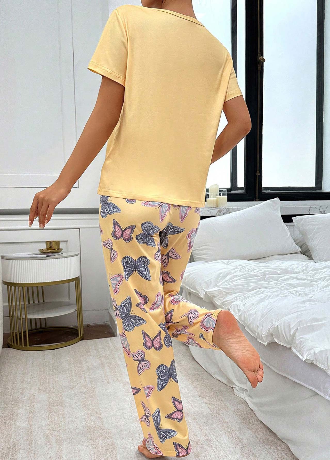 Yellow loungewear,Animal Print loungewear,Animal Print Yellow Round Neck Lounge Top and Pants