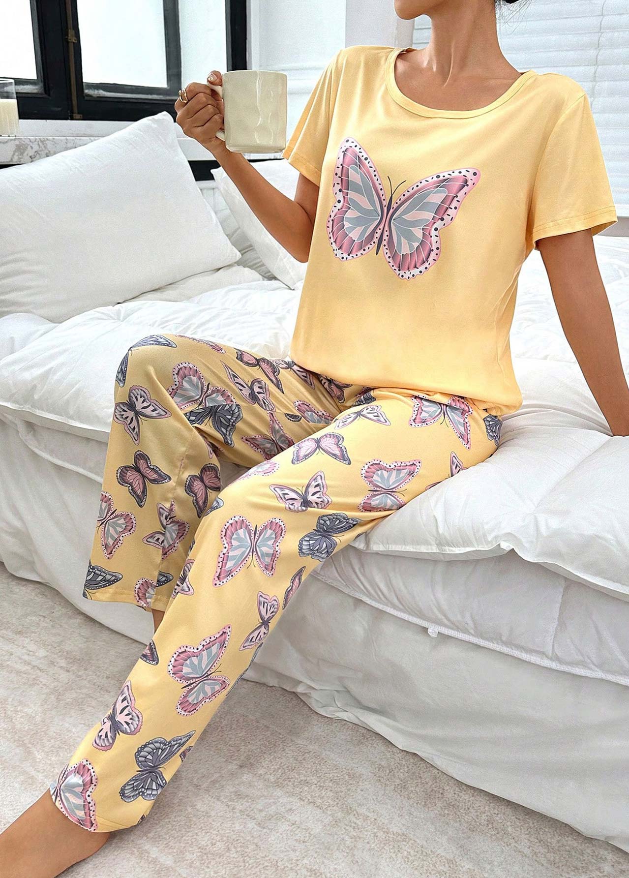 Yellow loungewear,Animal Print loungewear,Animal Print Yellow Round Neck Lounge Top and Pants