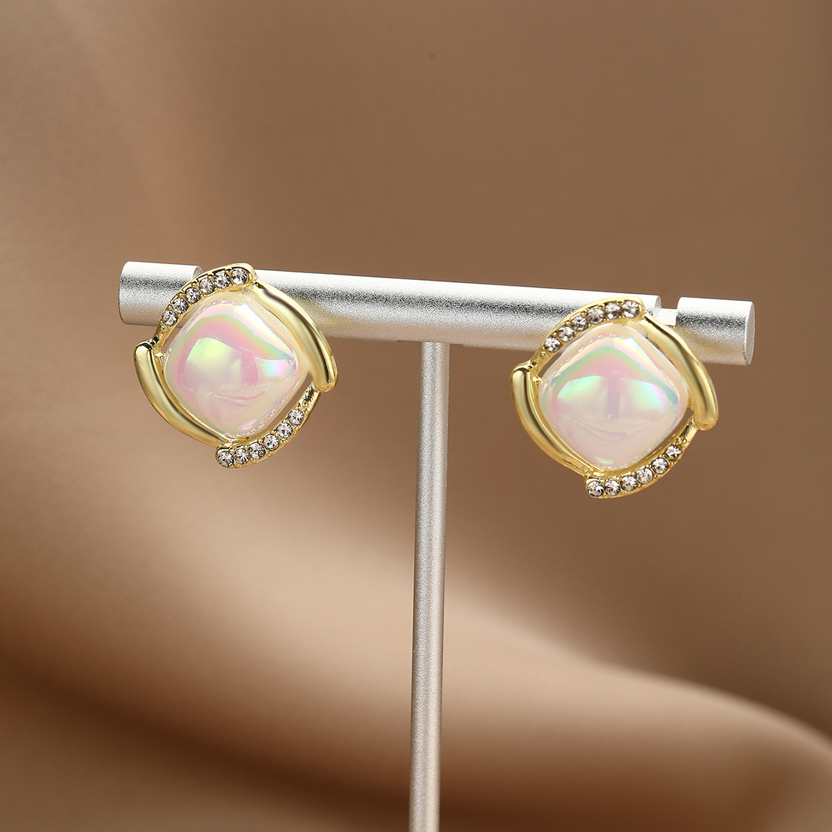 White jewelry,White Color Rhinestone Alloy Detail Earrings