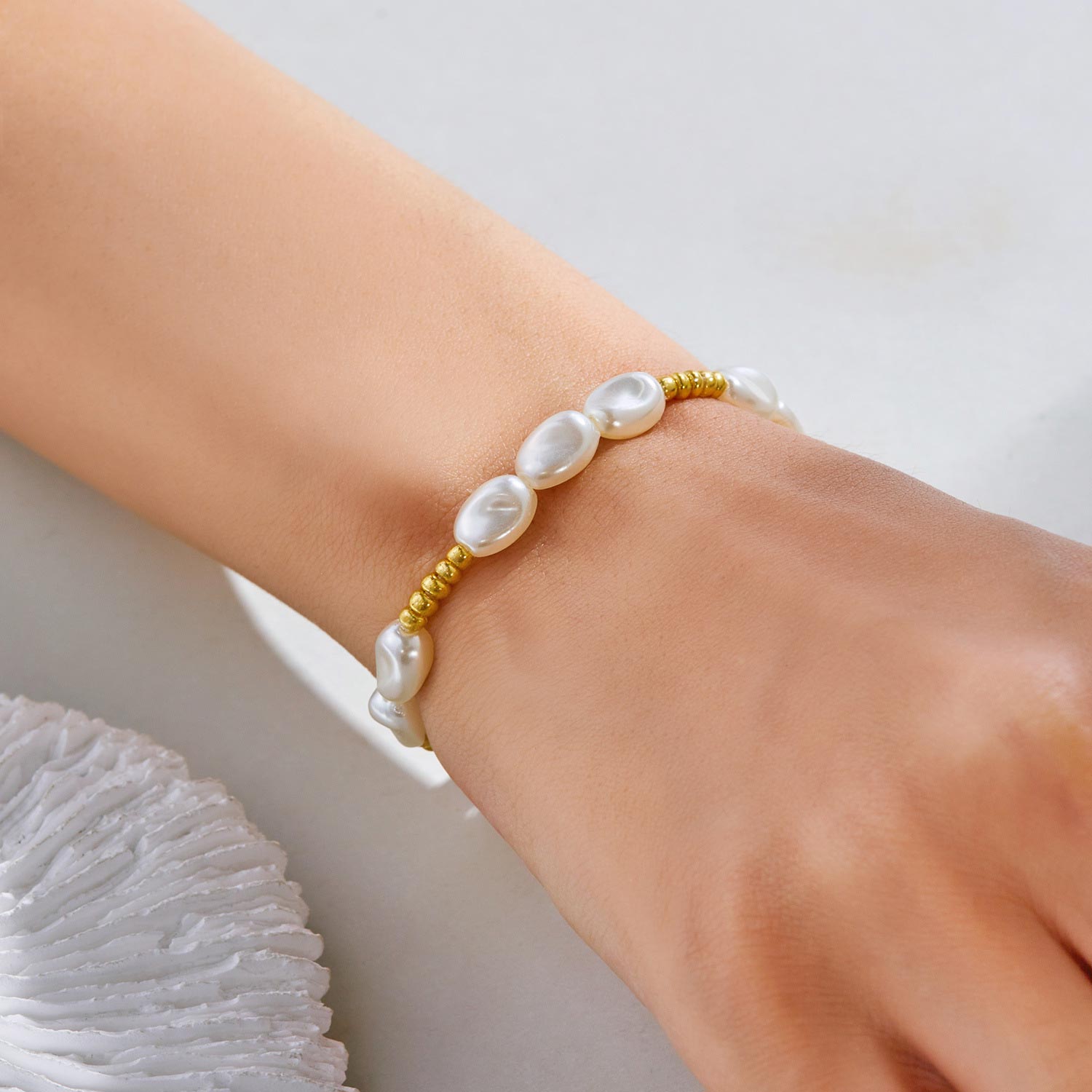Golden jewelry,Other jewelry,Golden Seed Beads Necklace and Bracelet