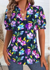 Rotita Random-Bluse mit Blumenmuster in Dunkelblau mit Schlitz am Hals