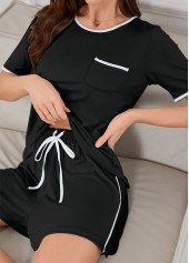 schwarzes Lounge-Top mit Rundhalsausschnitt und kurzen Ärmeln sowie Shorts