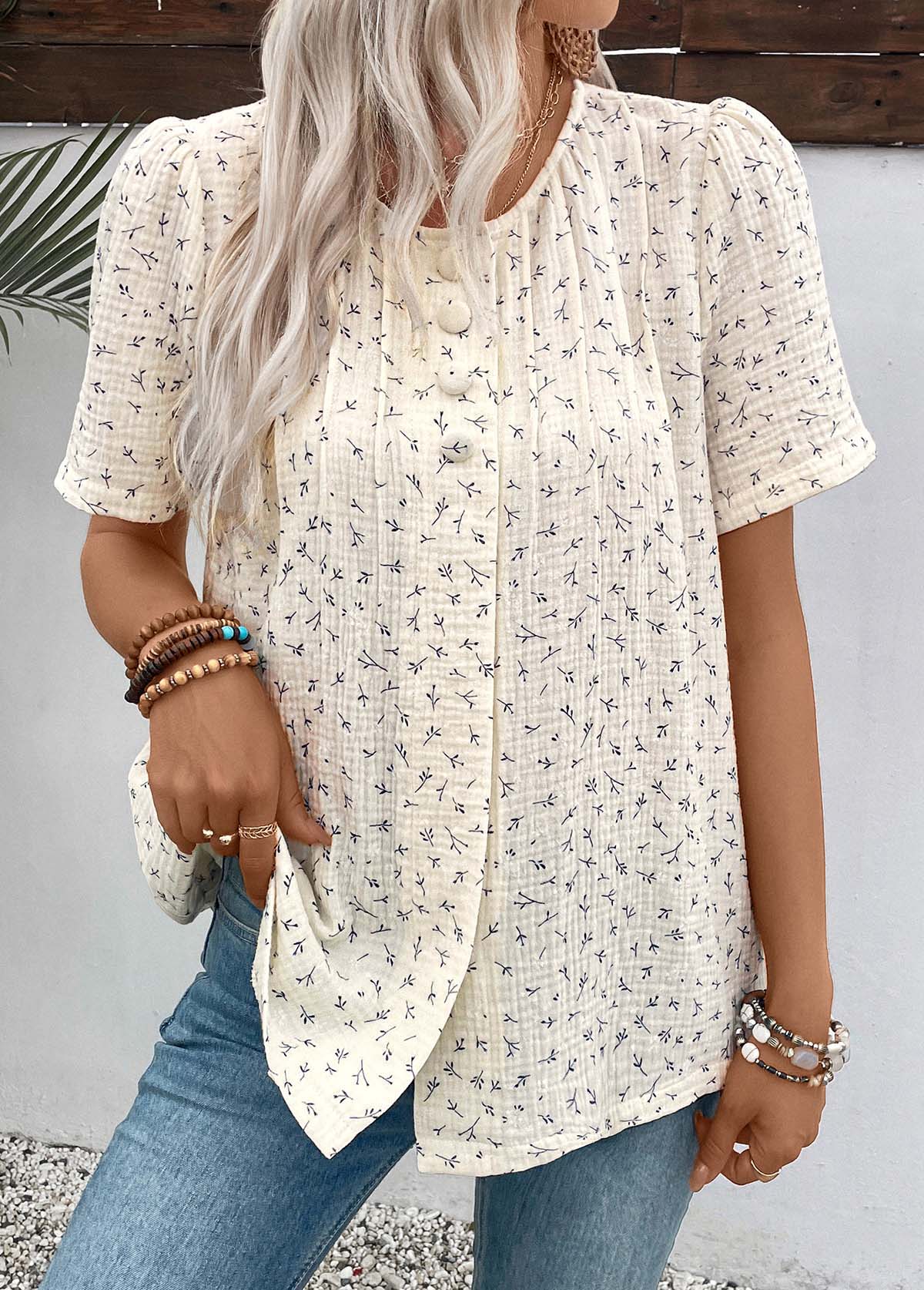 Beige tops,Plain Color tops,ROTITA White Round Neck Short Sleeve T Shirt