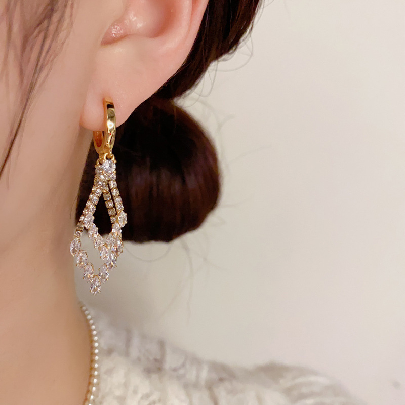 Golden jewelry,Geometric jewelry,Geometric Golden Diamond Rhinestone Alloy Earrings