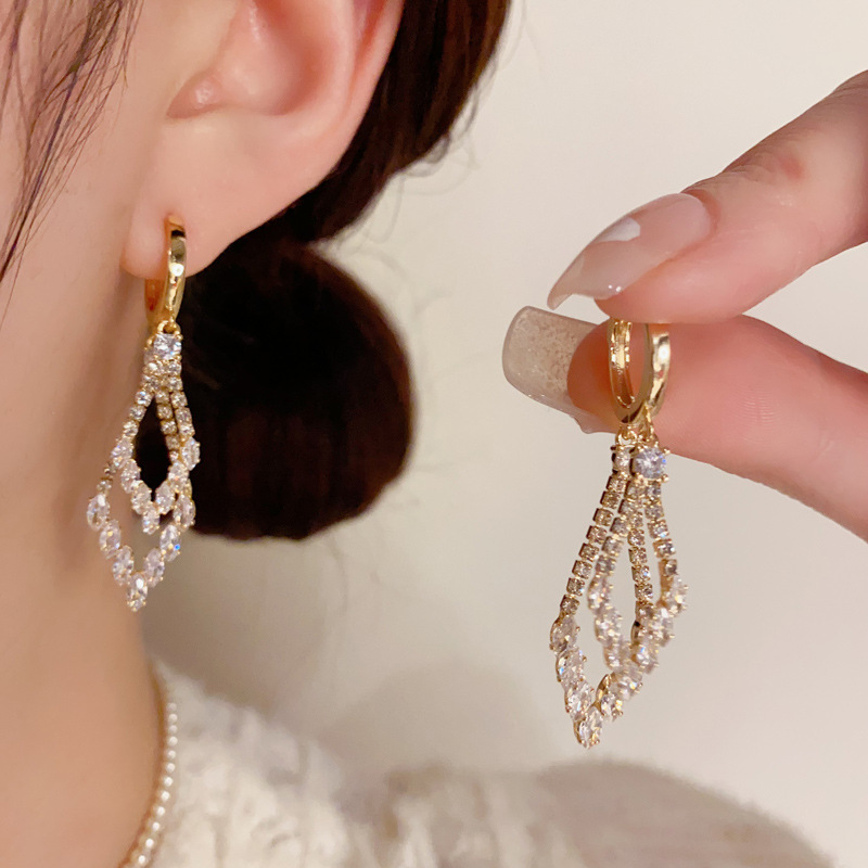 Golden jewelry,Geometric jewelry,Geometric Golden Diamond Rhinestone Alloy Earrings