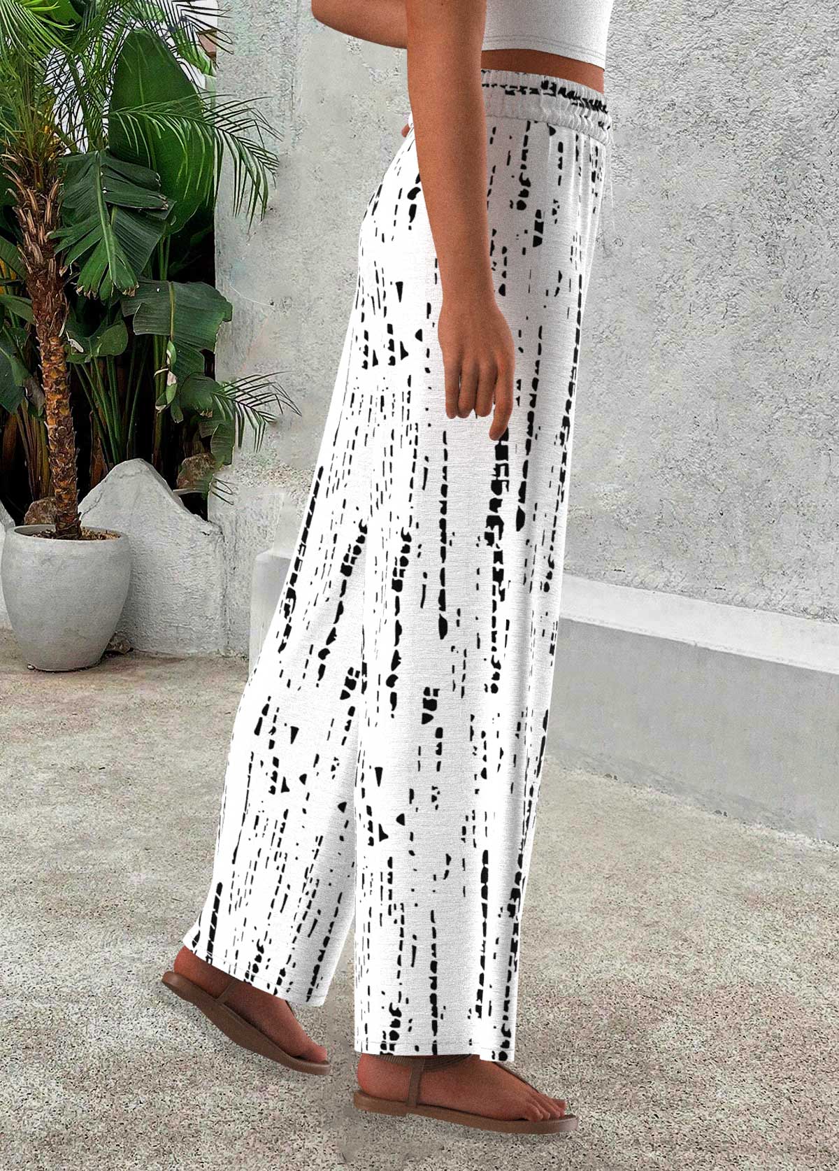 White bottoms,Geometric bottoms,Geometric Print White Wide Leg Elastic Waist Pants