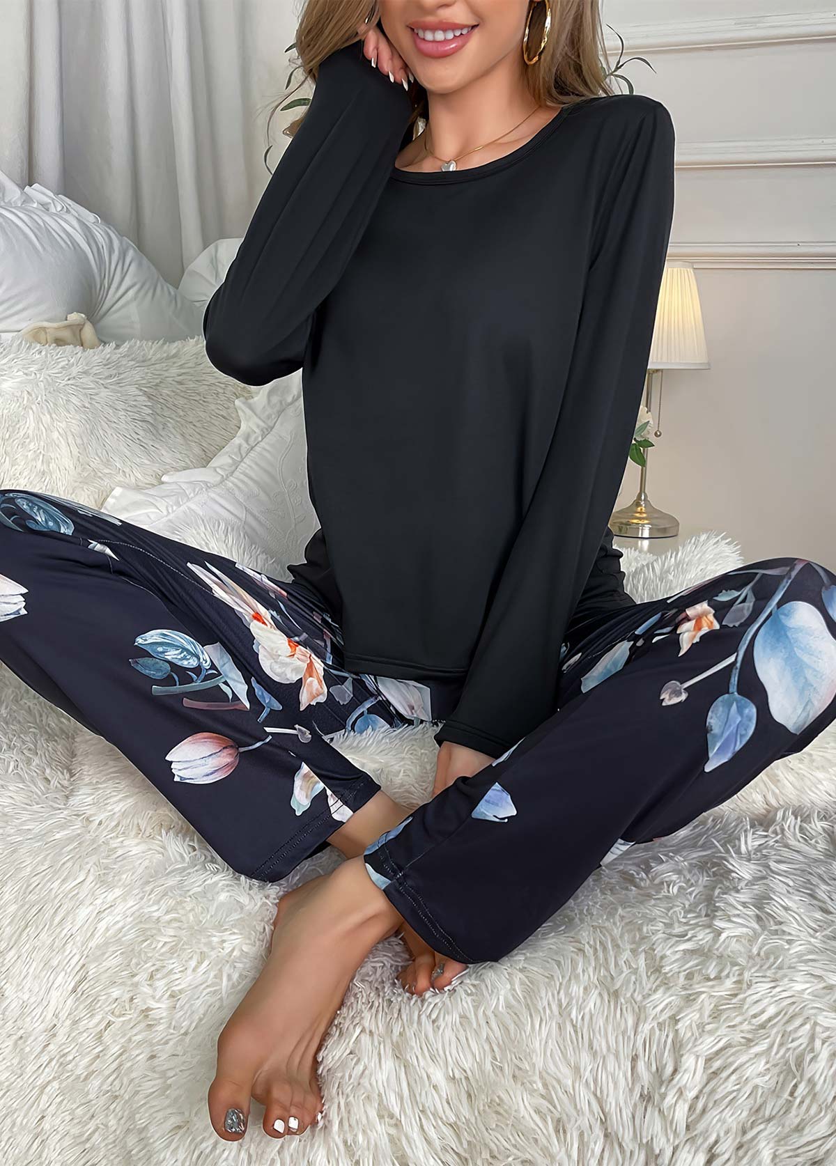 Black loungewear,Floral loungewear,Plants loungewear,Floral Print Black Round Neck Lounge Top and Pants
