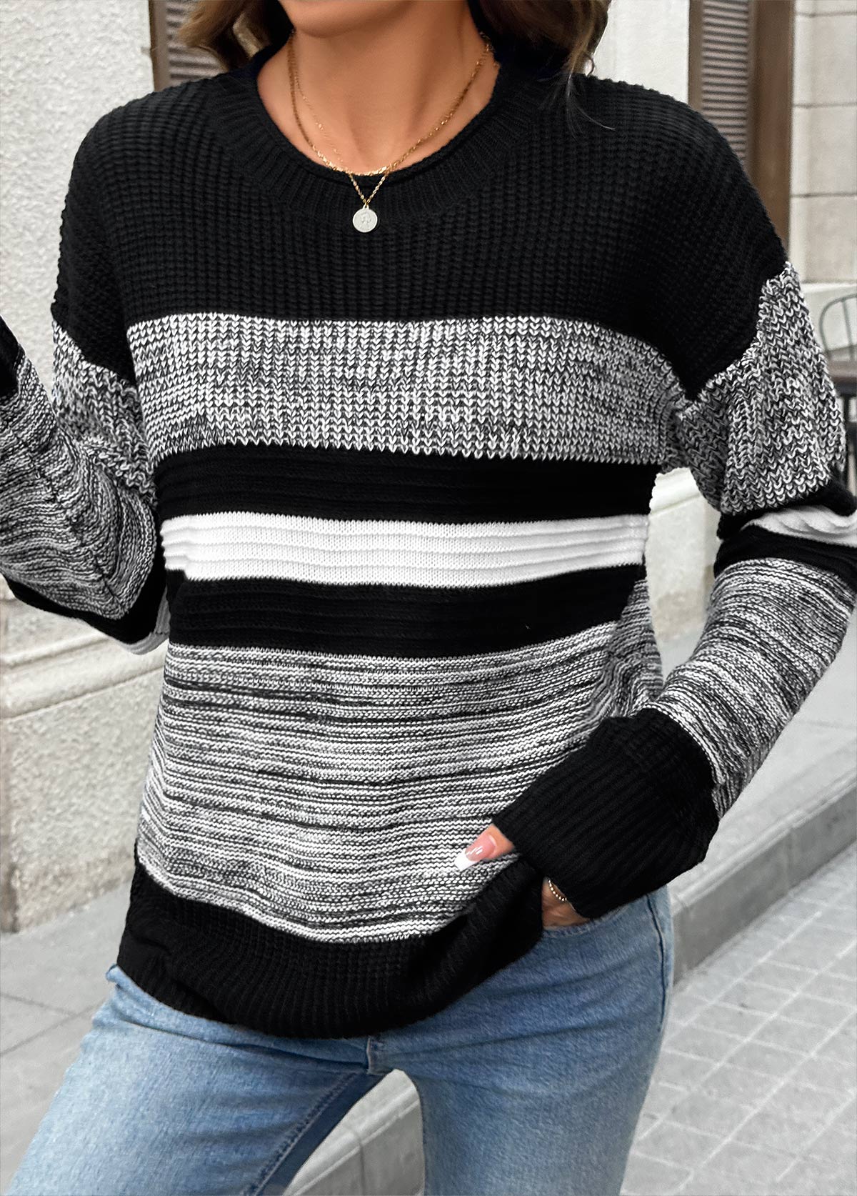 Black tops,Contrast Color tops,Tummy Coverage Black Round Neck Long Sleeve Sweater