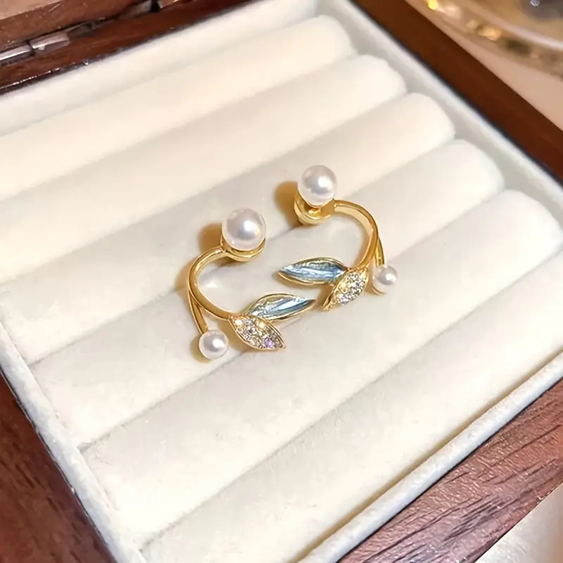 White jewelry,Plants jewelry,White Alloy Leaf Pearl Design Earrings