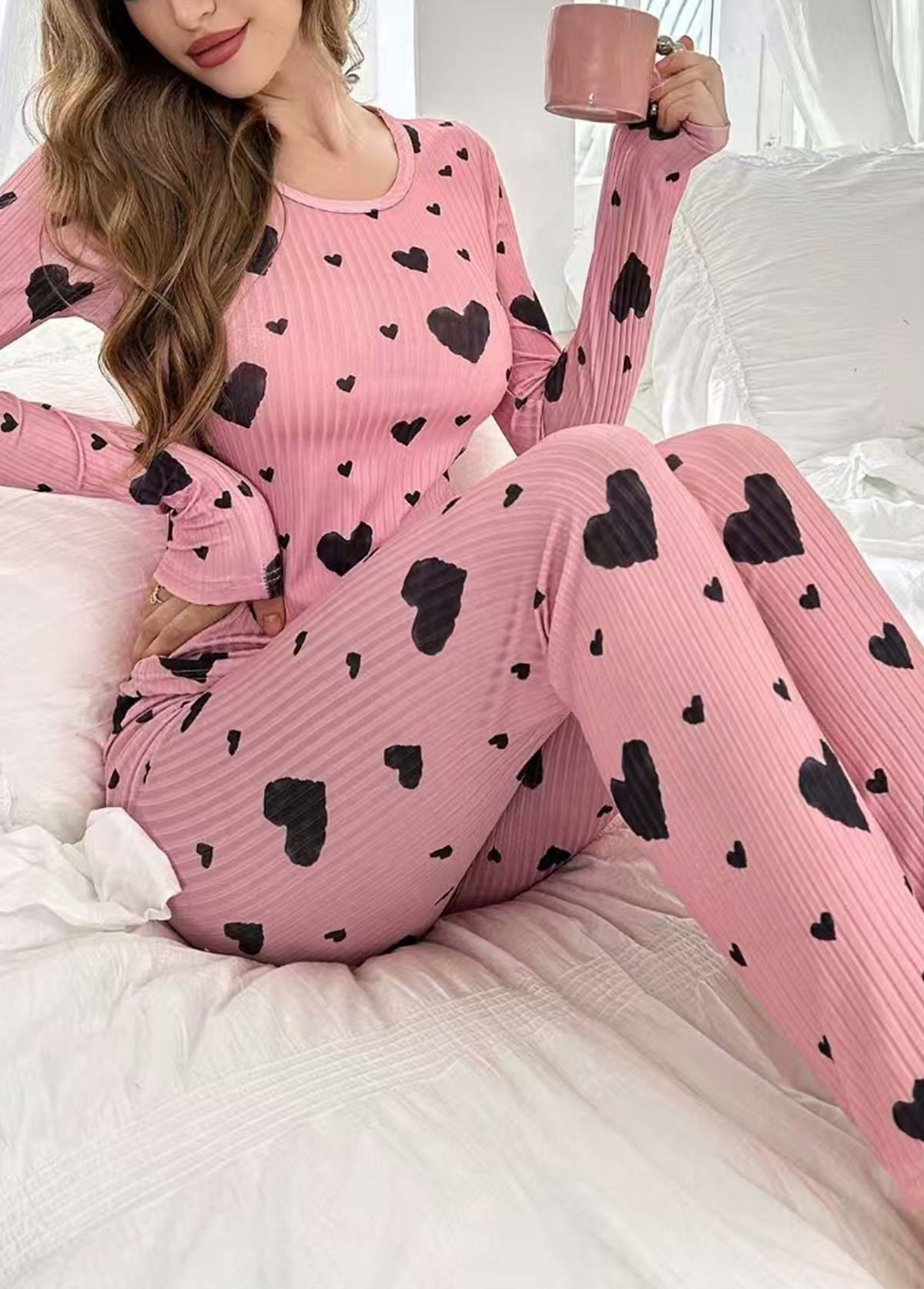 Pink loungewear,Heart loungewear,Heart Print Pink Round Neck Lounge Top and Pants