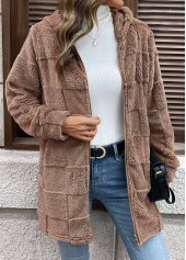 dunkelbrauner Kapuzenmantel mit zwei Seitentaschen und langen Ärmeln