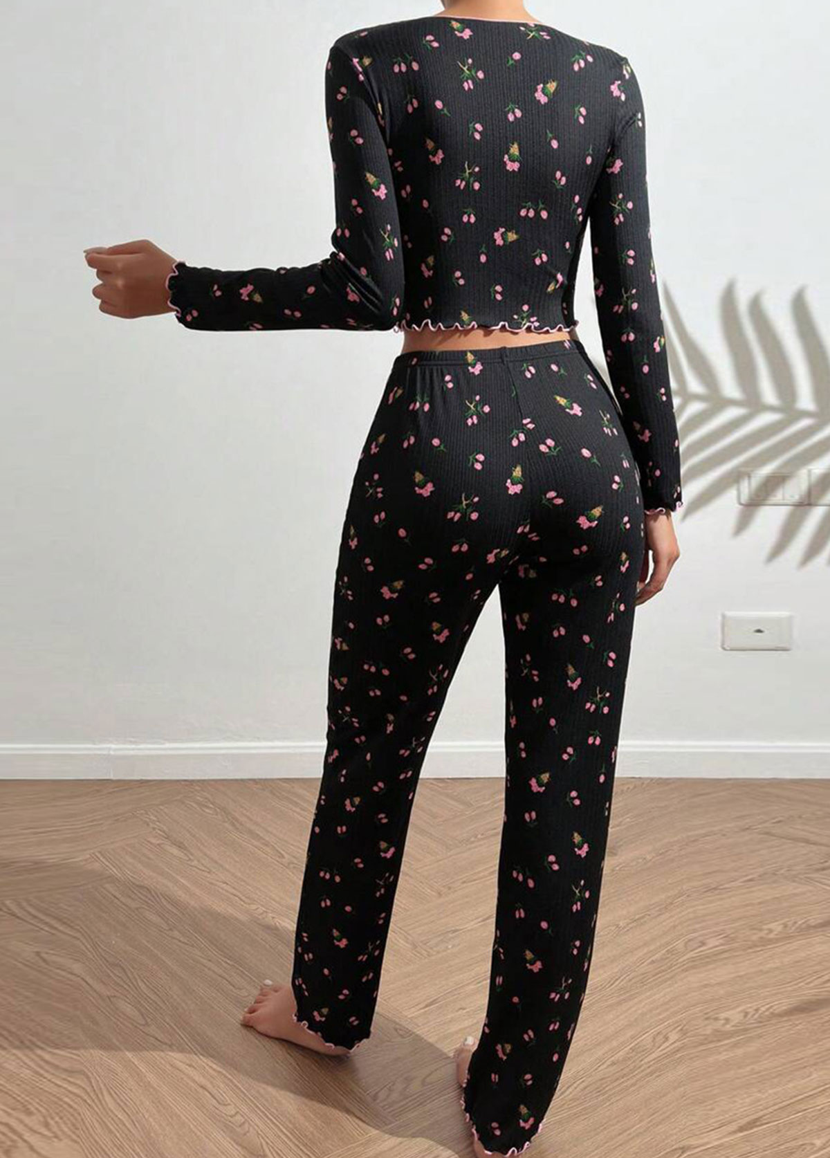 Black loungewear,Ditsy Floral loungewear,Ditsy Floral Print Black Lounge Top and Pants