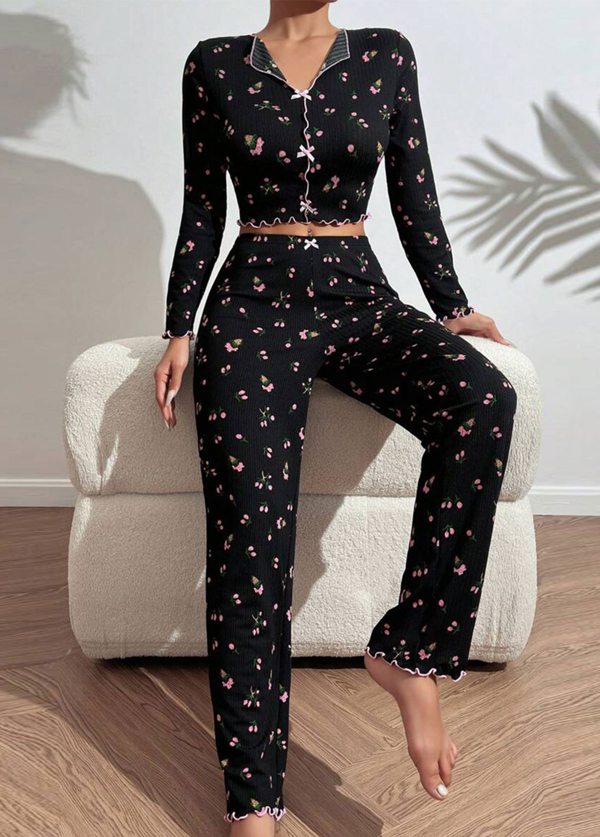 Black loungewear,Ditsy Floral loungewear,Ditsy Floral Print Black Lounge Top and Pants