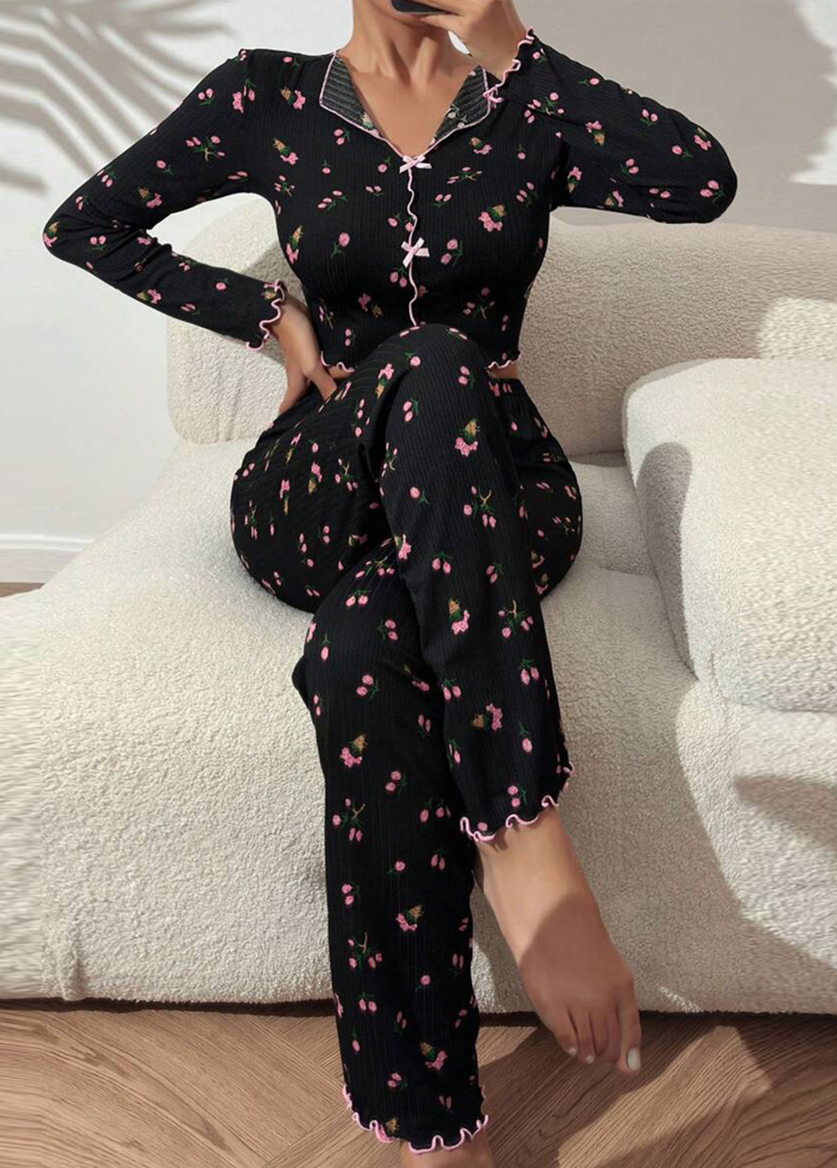 Black loungewear,Ditsy Floral loungewear,Ditsy Floral Print Black Lounge Top and Pants