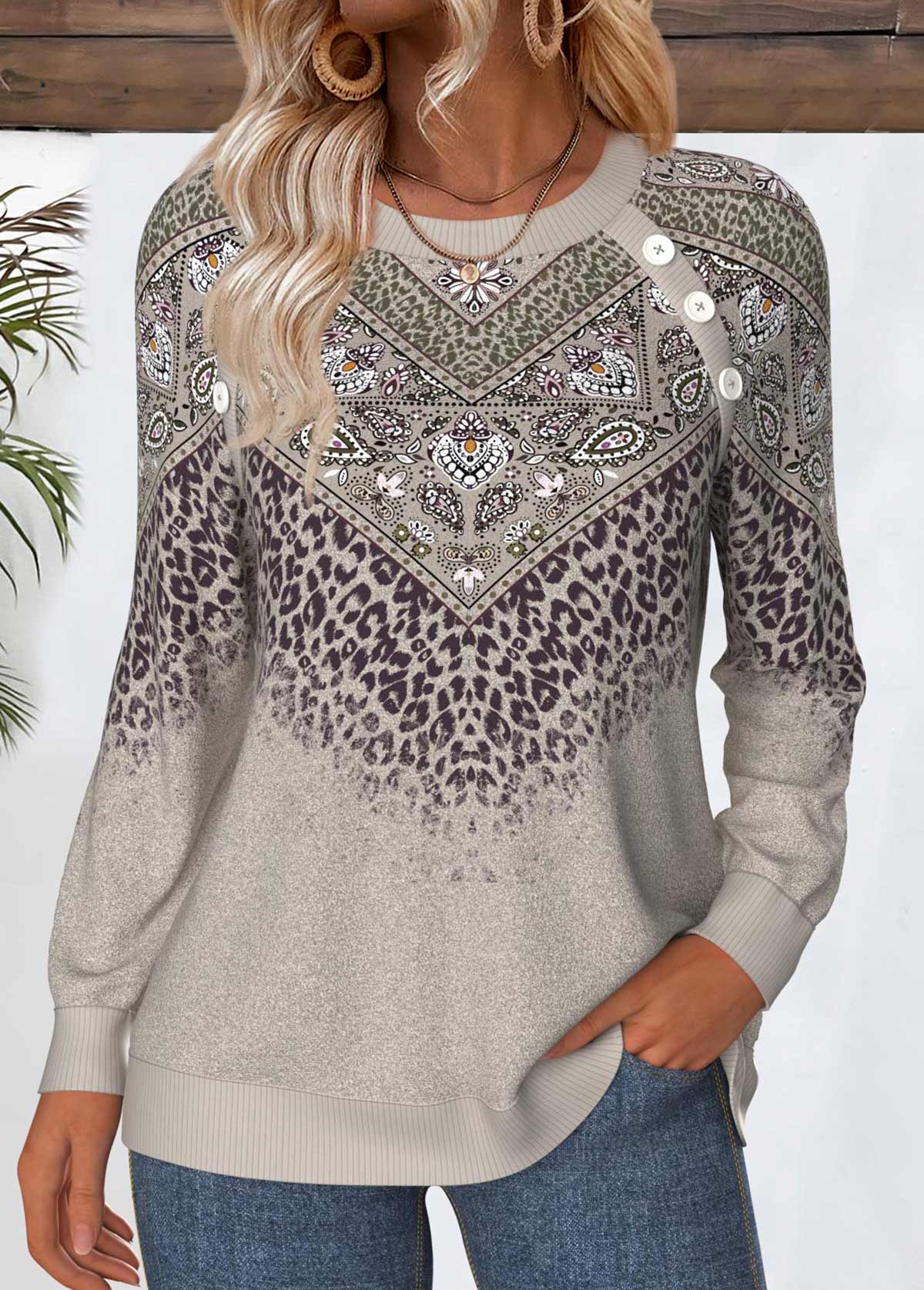 Gray Brown tops,Tribal tops,ROTITA Tummy Coverage Tribal Print Gray Brown Round Neck Sweatshirt