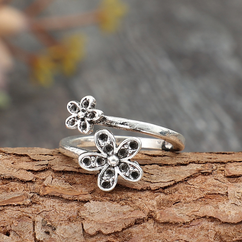 Silver jewelry,Floral jewelry,Plants jewelry,Silver Floral Design Adjustable Alloy Ring
