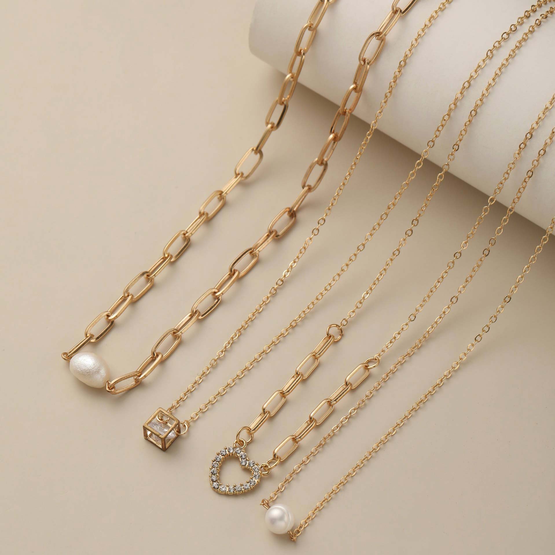 Golden jewelry,Golden Color Heart Copper Detail Necklaces