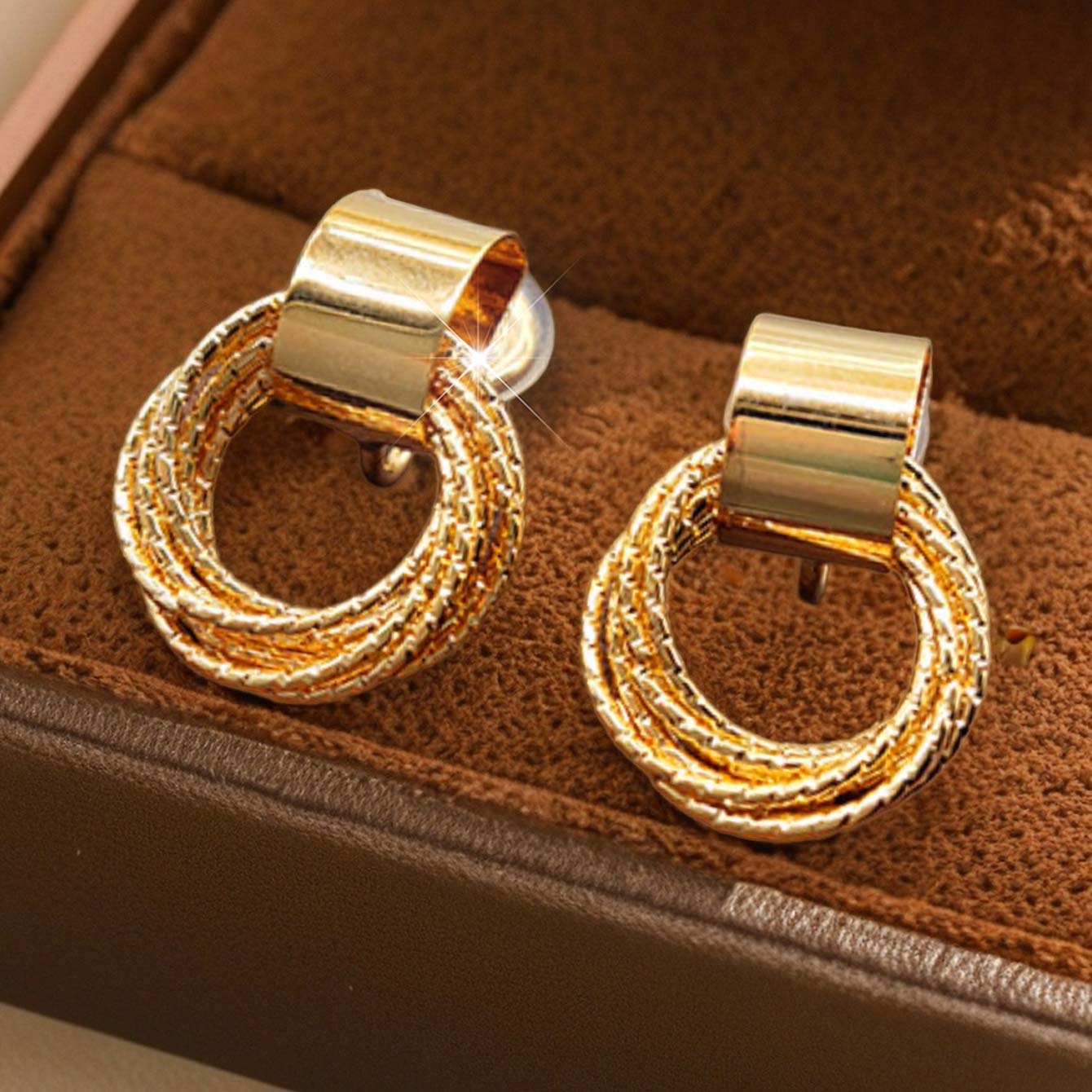 Golden jewelry,Golden Geometric Scrunchie Design Copper Earrings