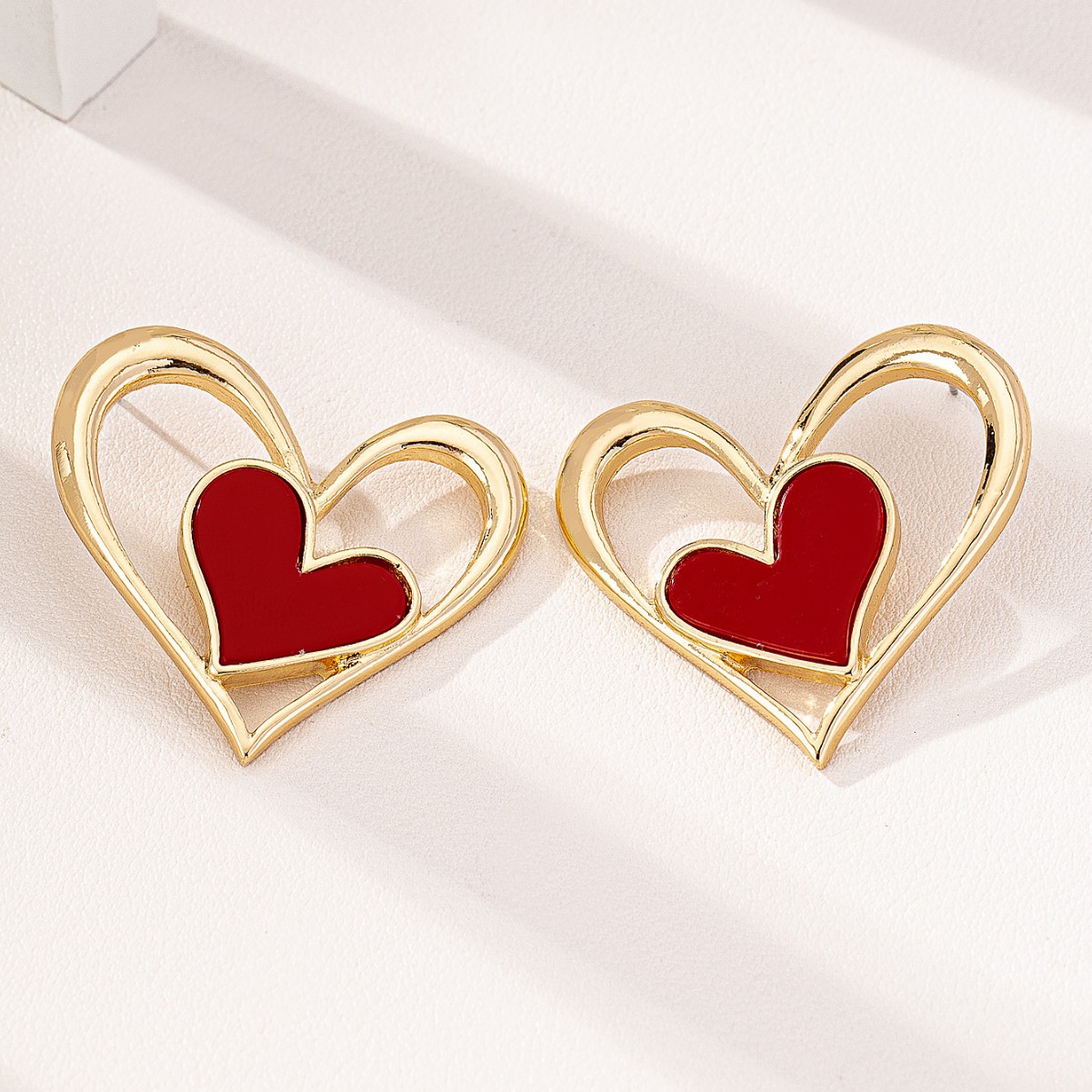 Red jewelry,Heart jewelry,Heart Design Red Hollow Alloy Earrings
