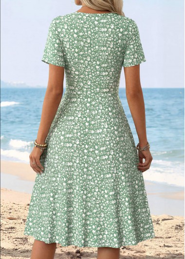 Light Green dresses,Ditsy Floral dresses,Vacation dresses,Vacation dresses,ROTITA Light Green Ditsy Floral Print Surplice V Neck Dress