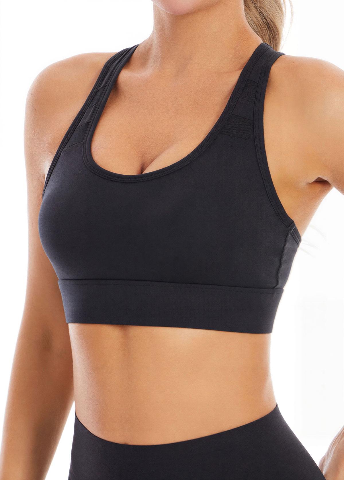 Black sportswear,Plain Color sportswear,Scoop Black Cut Out Sports Bra
