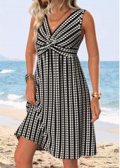 Black dresses,Plain Color dresses,Vacation dresses,Vacation dresses,ROTITA Tummy Coverage Black V Neck Sleeveless Dress