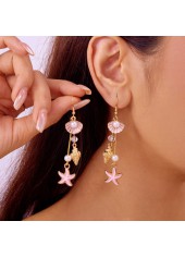 Boucles d'oreilles en coquillage rose avec détails en alliage
