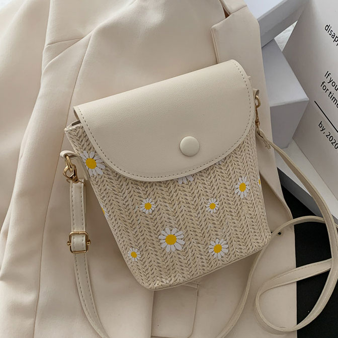 Light Camel accessories,Floral accessories,Plants accessories,Daisy Print Light Camel Flowers Magnetic Crossbody Bag