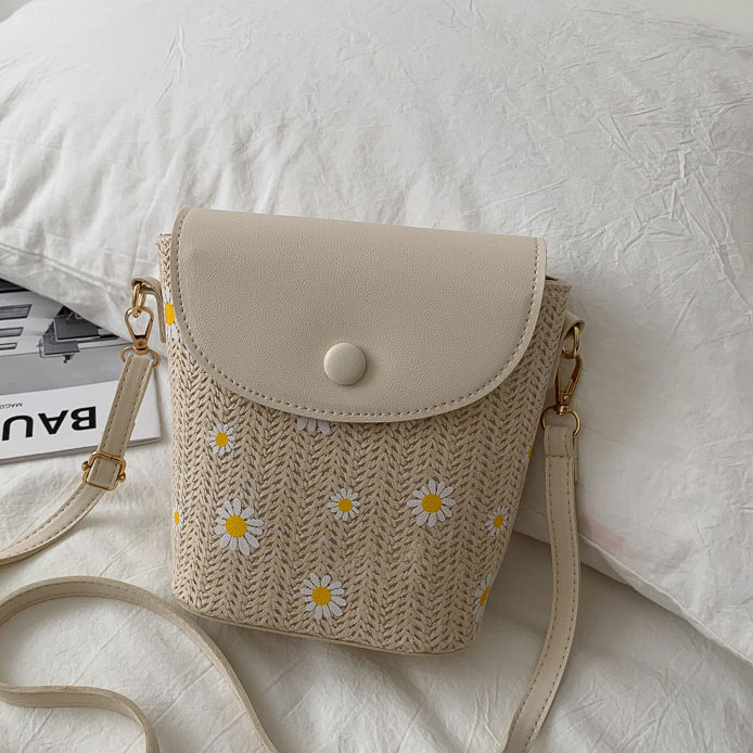 Light Camel accessories,Floral accessories,Plants accessories,Daisy Print Light Camel Flowers Magnetic Crossbody Bag