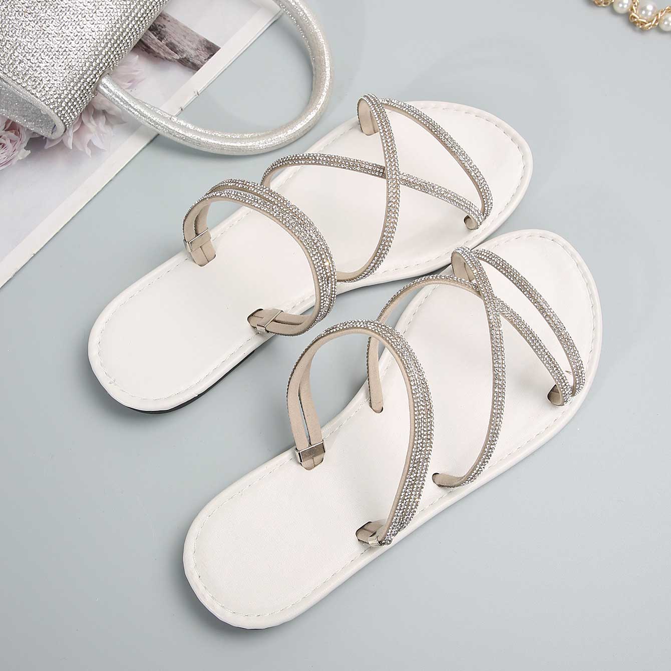 Silvery White shoes,Plain Color shoes,Silvery White Falt Round Toe Sandals