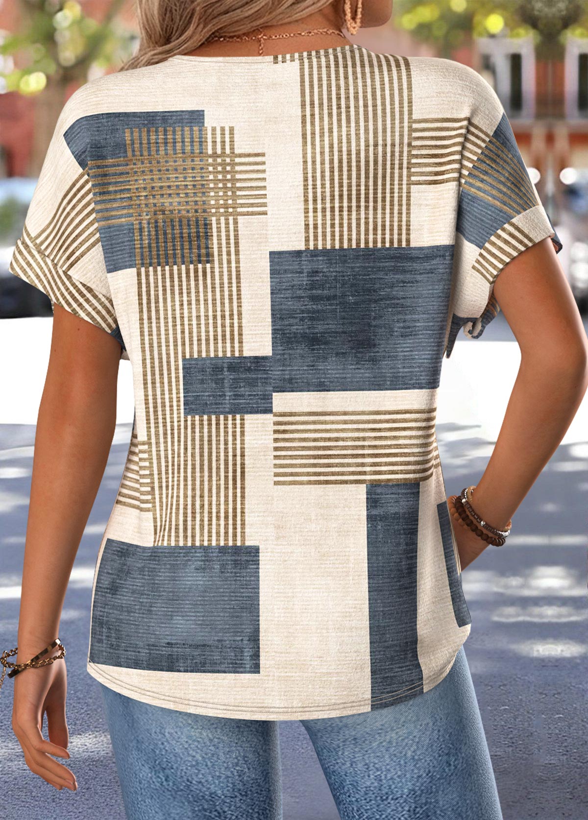 Light Coffee tops,Geometric tops,ROTITA Tummy Coverage Geometric Print Light Coffee T Shirt