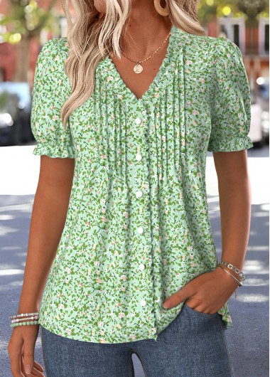 Light Green tops,Ditsy Floral tops,ROTITA Tuck Stitch Ditsy Floral Print Light Green T Shirt