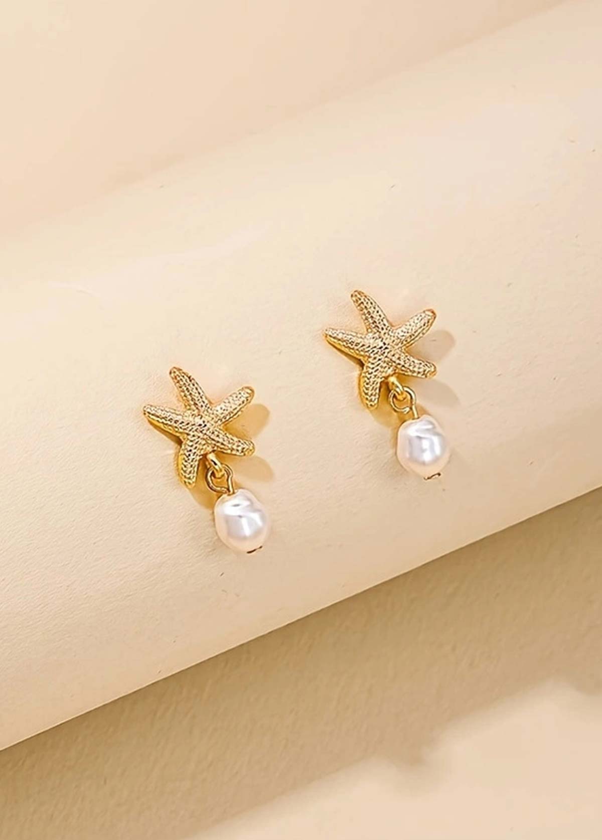 Golden jewelry,Animal Print jewelry,Golden Alloy Pearl Design Starfish Earrings