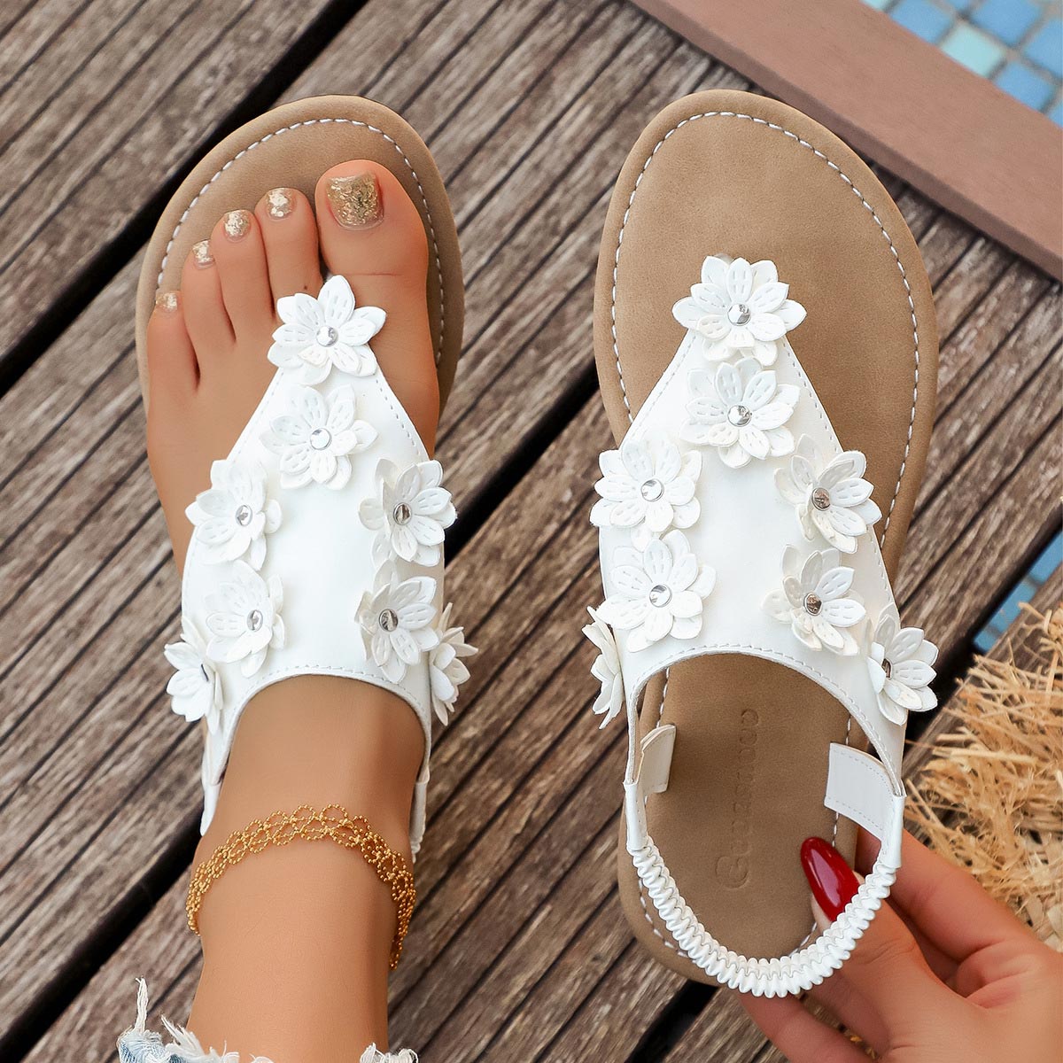 White shoes,Plain Color shoes,White Floral Falt Toe Post Sandals