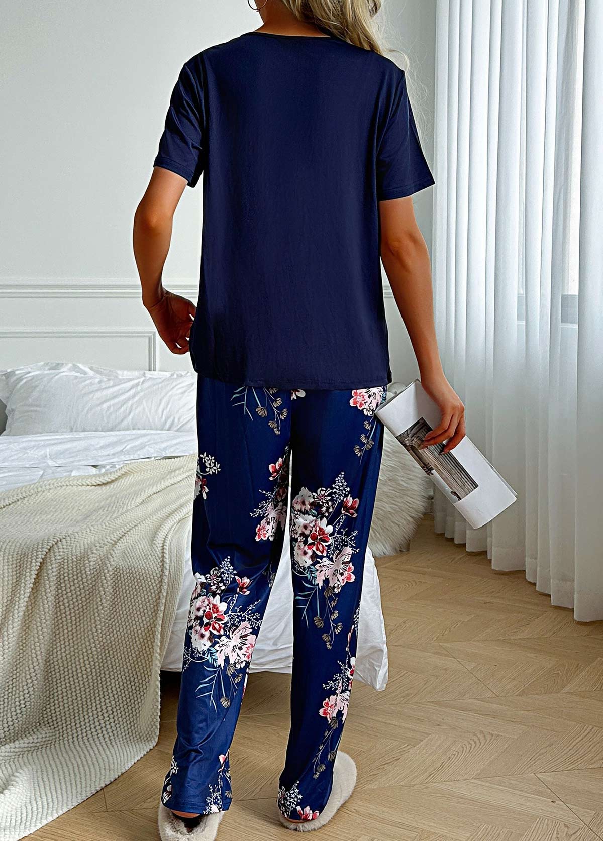Navy loungewear,Floral loungewear,Plants loungewear,Floral Print Navy Round Neck Lounge Top and Pants