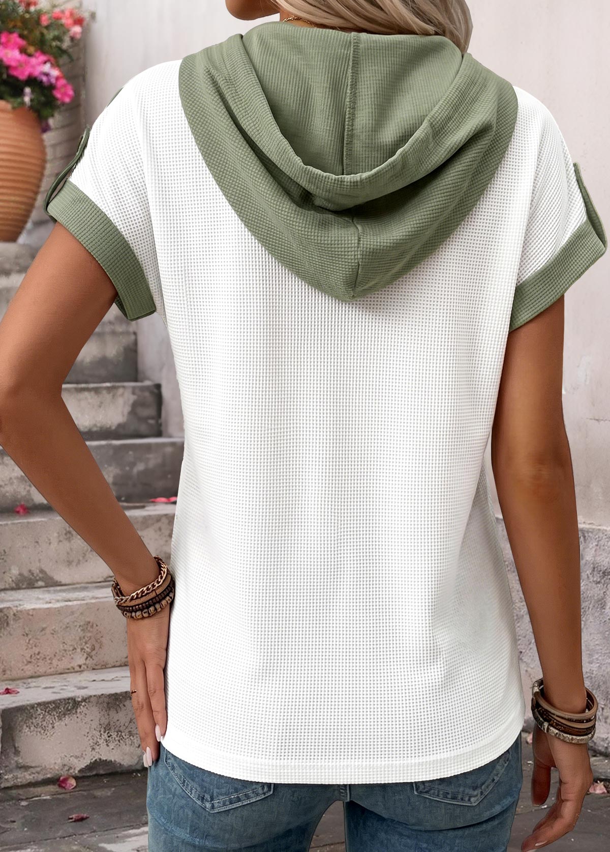 Sage Green tops,Contrast Color tops,ROTITA Curved Hem Sage Green Hooded Short Sleeve T Shirt