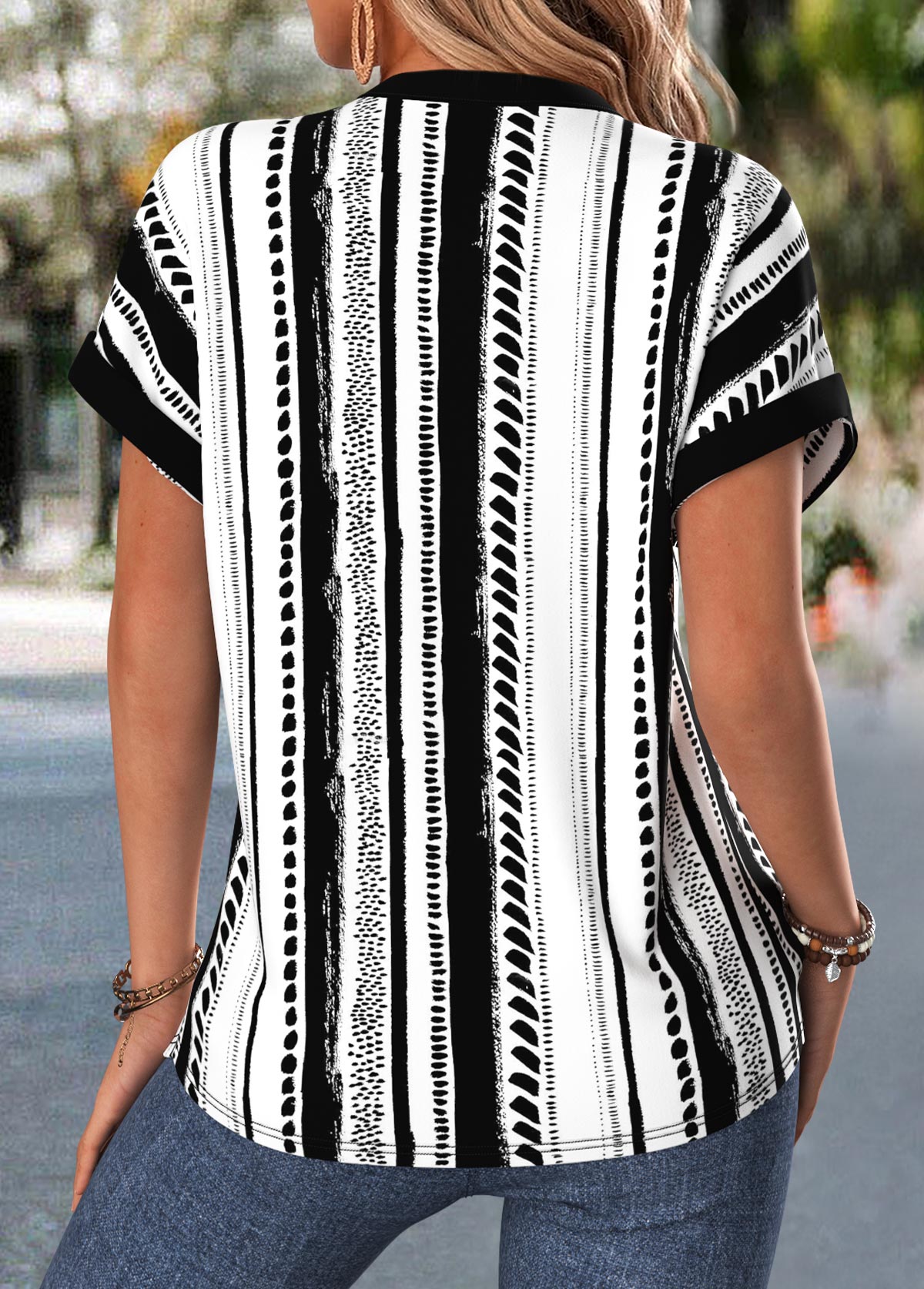 Black tops,Geometric tops,ROTITA Tummy Coverage Geometric Print Black V Neck Blouse