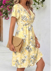 Light Yellow dresses,Floral dresses,Plants dresses,Everyday dresses,Casual dresses,ROTITA Light Yellow Floral Print Twist Short V Neck Dress