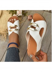 sandales blanches à petit talon et bout ouvert