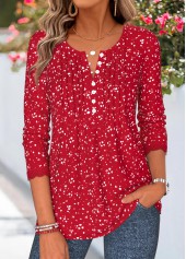 ROTITA Patchwork Geometric Print Red Split Neck T Shirt