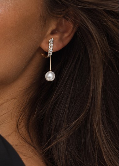 White jewelry,Asymmetrical White Pearl Design Alloy Earrings