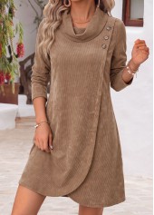 Rotita Kleid in dunklem Kamelhaar mit Bauchbedeckung und kurzem Wasserfallausschnitt