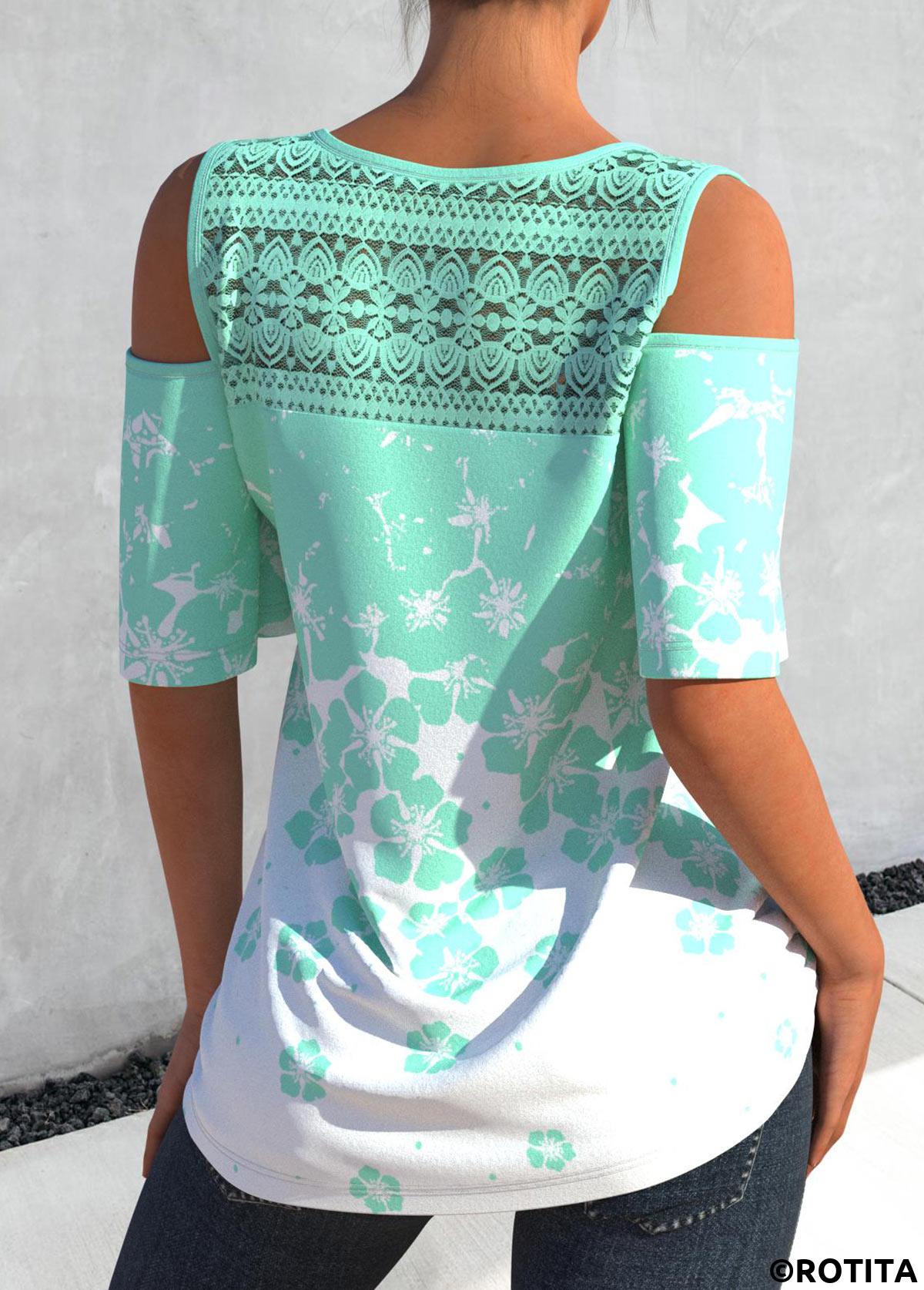 Rotita-T-Shirt mit Spitzennaht und Blumendruck in Cyan-Ombre-Optik