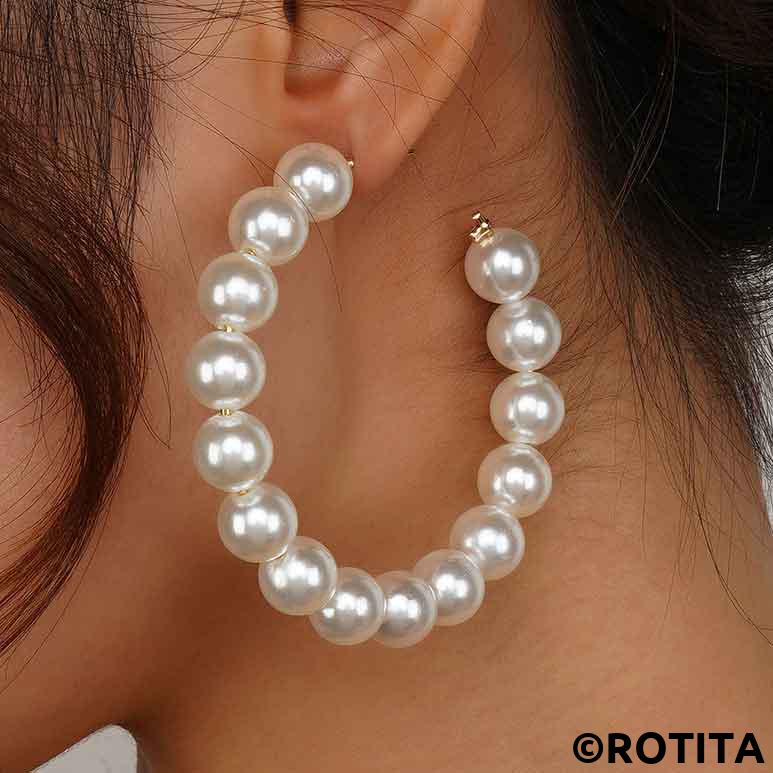 Gold jewelry,Plain Color jewelry,Pearl Design Gold Round Detail Earrings